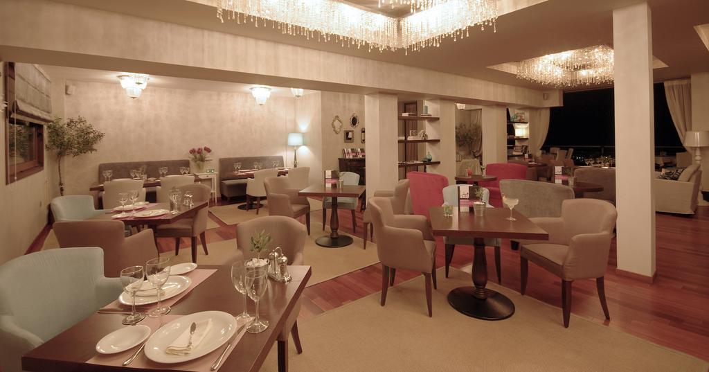 Nepheli Hotel テッサロニキ エクステリア 写真