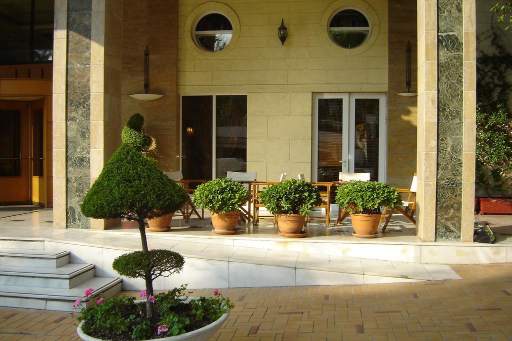 Nepheli Hotel テッサロニキ エクステリア 写真