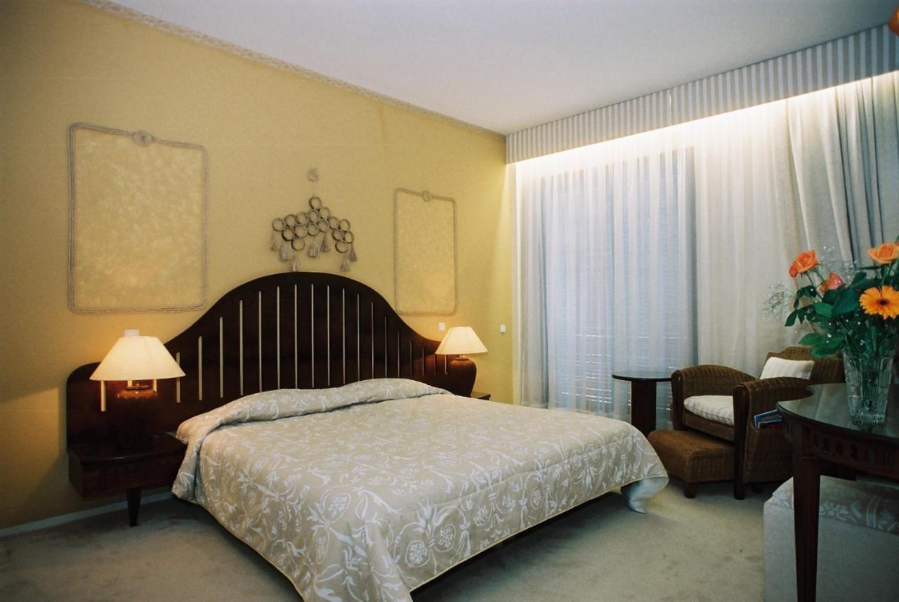 Nepheli Hotel テッサロニキ エクステリア 写真